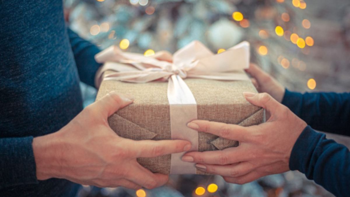 What Are The Best Gift Ideas For Improving Your Relationships?